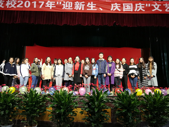 医护学院举行校园歌手大赛