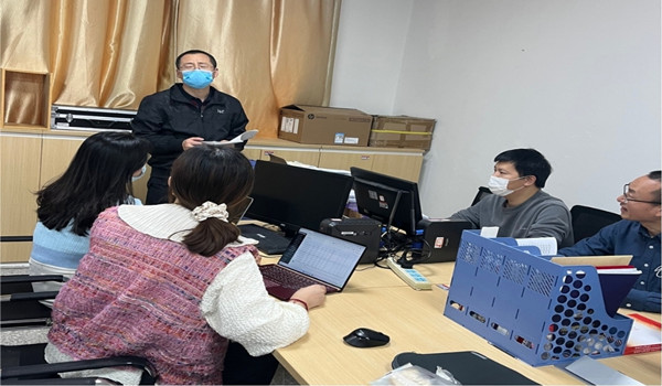 信息工程学院电子商务教研室召开期中工作部署会议