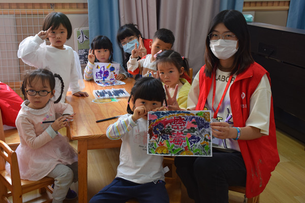 会计学院联合金堂县禁毒办开展“益路同行”之大手拉小手,共“童”禁毒活动