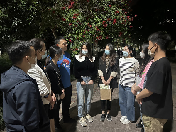 经济管理学院开展学生宿舍夜间突击检查工作