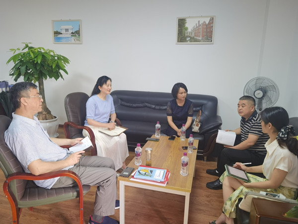 文法学院与韩滩小学就深化校地合作召开合作座谈会