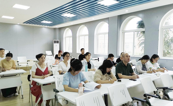 马克思主义学院开展第二轮磨课专项活动