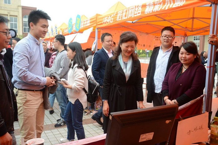 【美术】美术学院社团联合展示成功举办