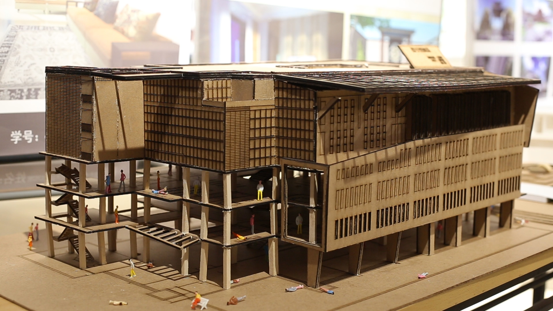 毕业作品展4.jpg