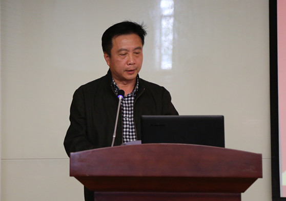 林院长宣读表彰决定_副本.jpg