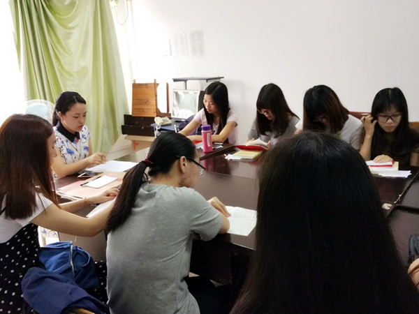 学生第一支部2_副本.jpg