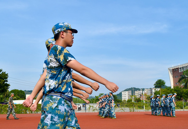 照片 (4)_副本.jpg