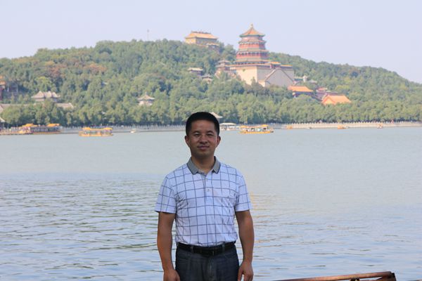 杨小勇 (2)_副本.jpg