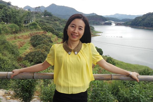 李慧华_副本.jpg