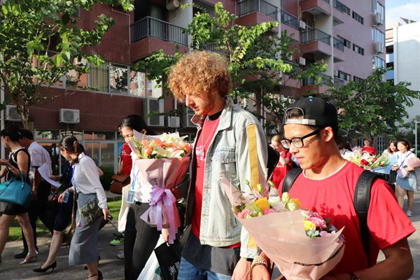微信图片_20180918175604_副本.jpg