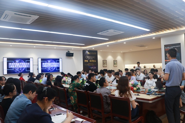 微信图片_20190429192430_副本.jpg