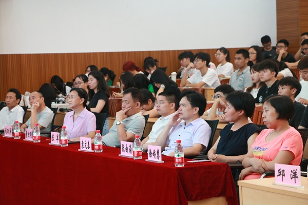 微信图片_20190613174022_副本.jpg