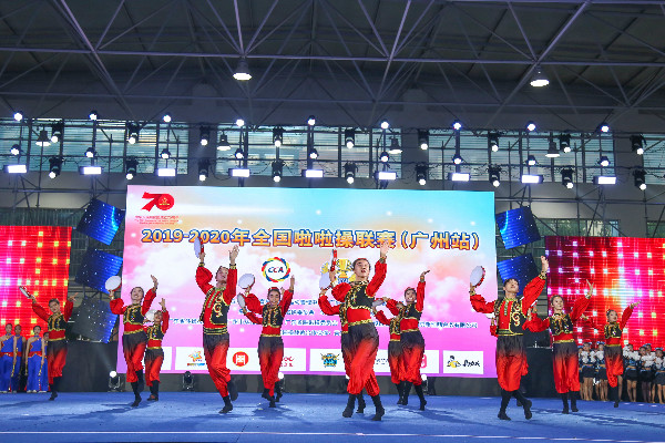 shixisheyingzhuangjiamin-14.jpg