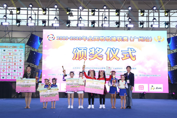 shixisheyingzhuangjiamin-5.jpg