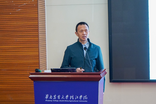 刘仲斌-03222_副本.jpg
