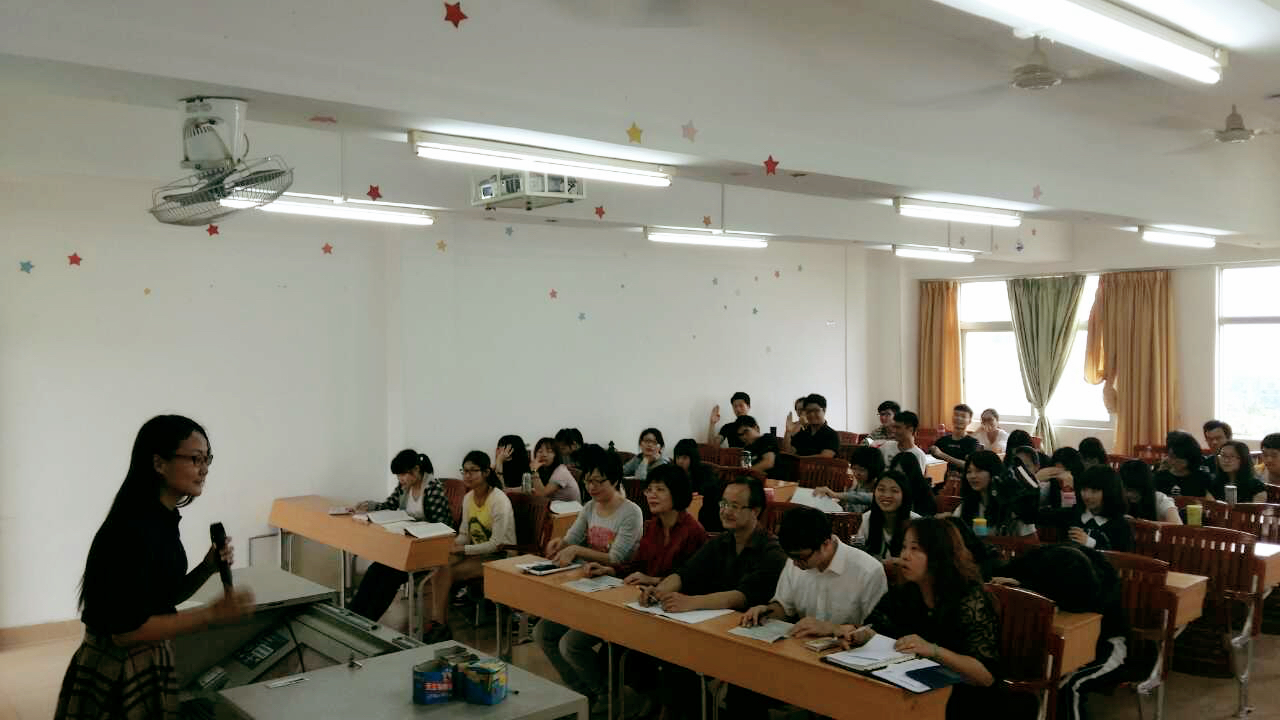经济管理系开展集体听课活动.JPG