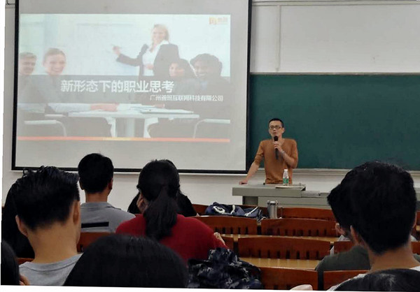 2079331833_副本.jpg