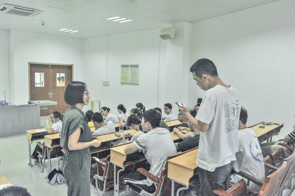 团课2_副本.jpg