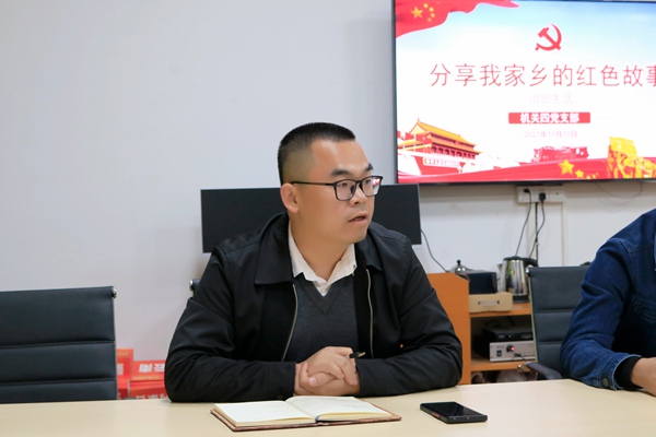 刘志勤_副本.jpg