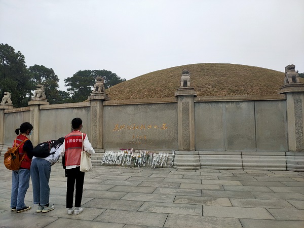 悼念先烈.jpg