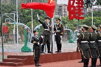 【文法】文法学院举行升旗仪式