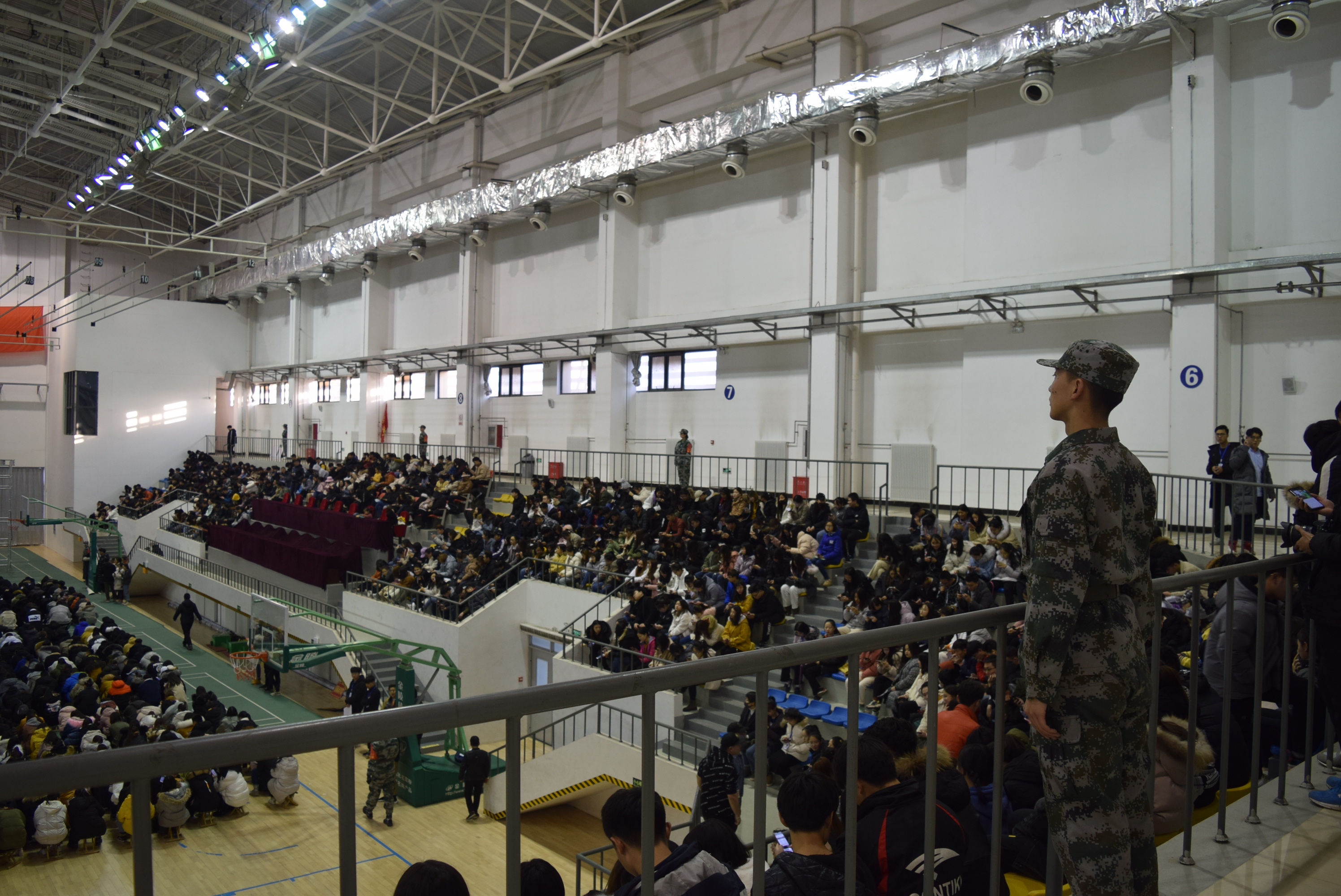 校卫队1.jpg