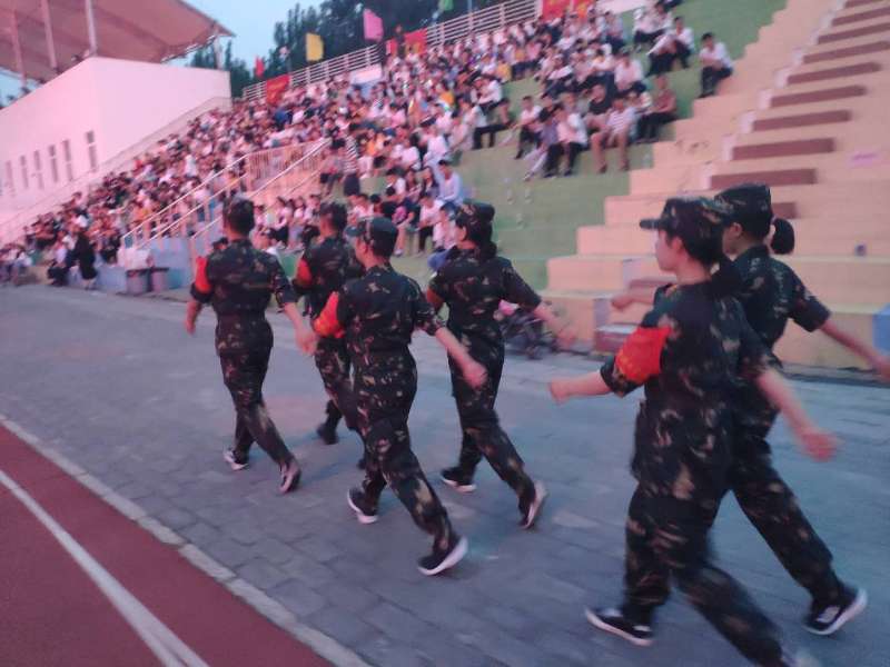 校卫队.jpg