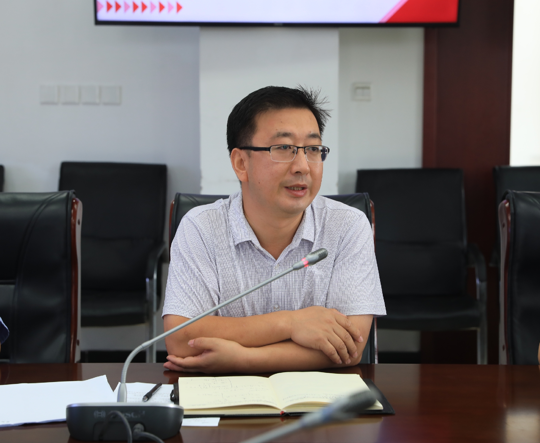 刘校.jpg