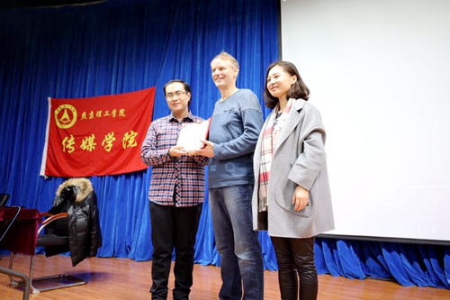 为大卫颁发聘书_副本.jpg