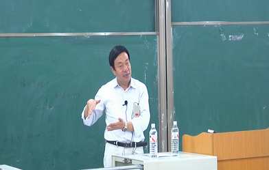 安树伟教授正在讲座1.jpg