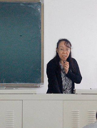 赵瑞莲教授 上稿_副本.jpg