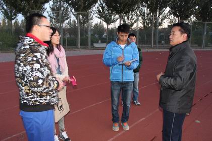 宫俊全校长接受采访 上稿.jpg