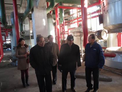 参观车间 上稿.jpg