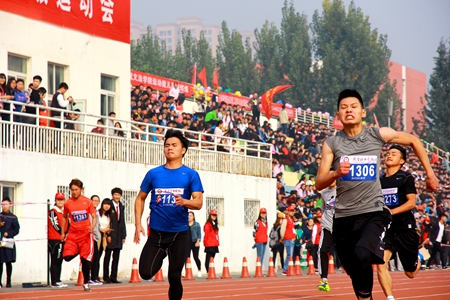 赛跑.JPG