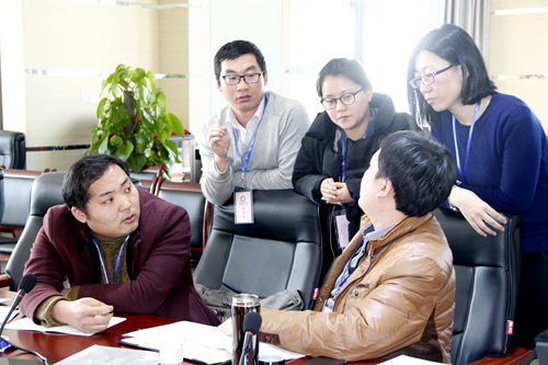 小组讨论 (8).JPG