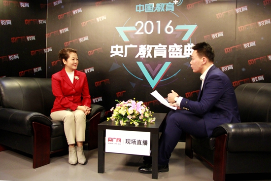 刘元园副校长接受央广网教育盛典访谈 (5).JPG