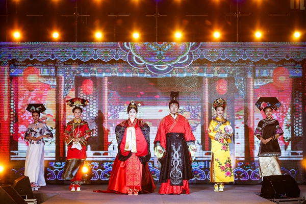 设计盛典 (1).jpg