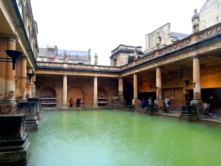 古罗马露天浴场.jpg