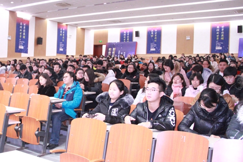 图二:参会人员认真听取培训_副本.jpg